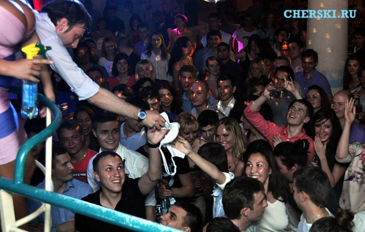 Мисс Мокрая Майка