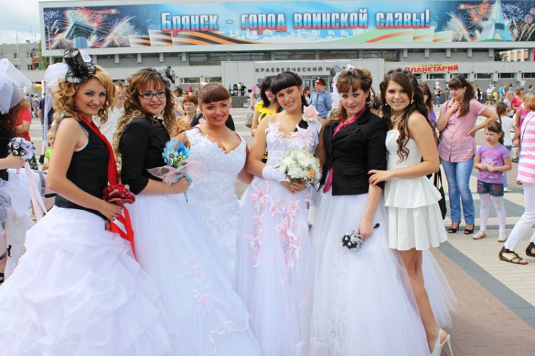 Брянск Парад Невест