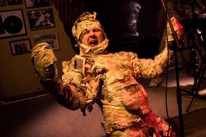 Так вот откуда Леди Гага черпает идеи