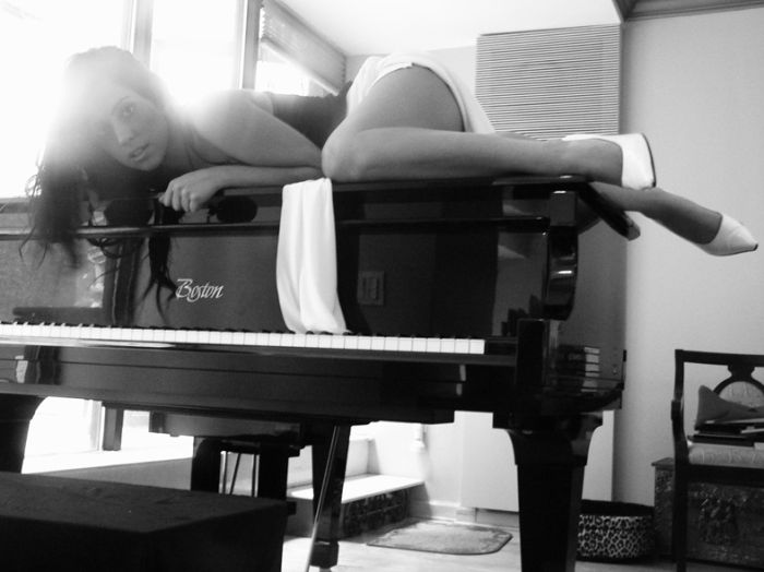 Леди Гага 2005