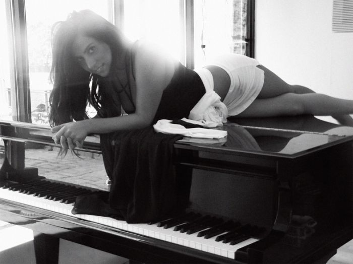 Леди Гага 2005